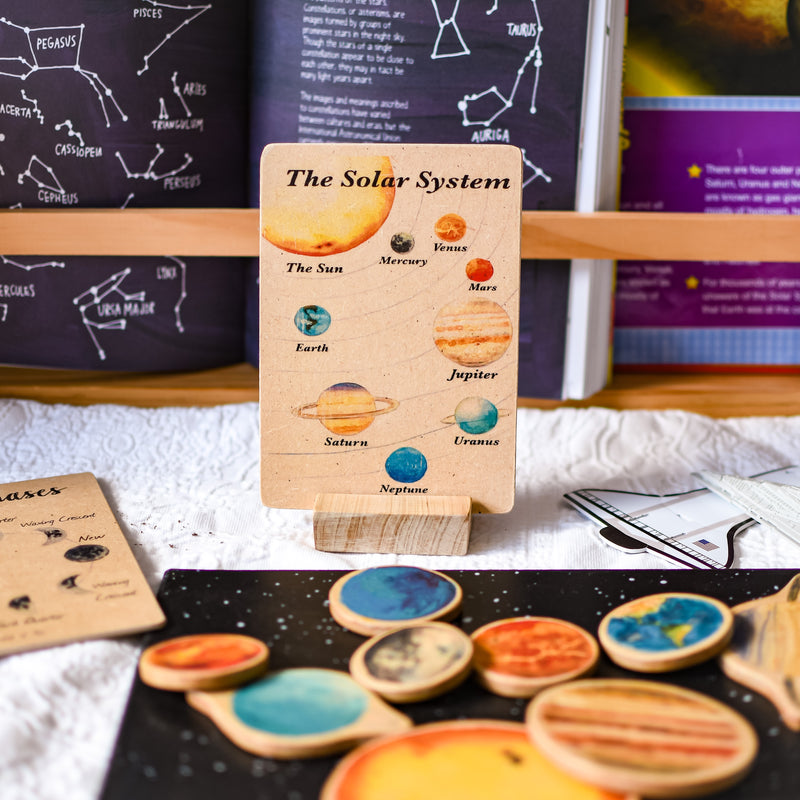 Solar System Planets illustrated Wooden Learning Flash Card